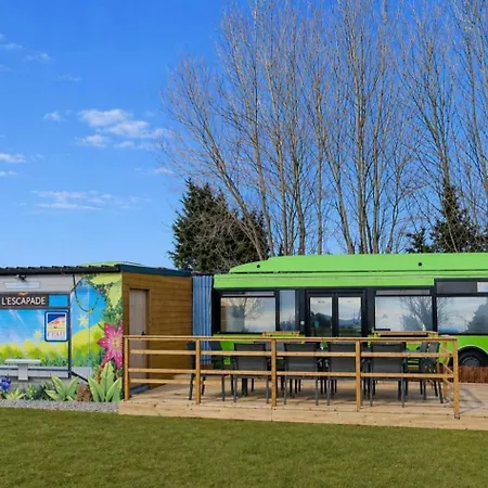 Camping L'arret De Bus L'escapade *